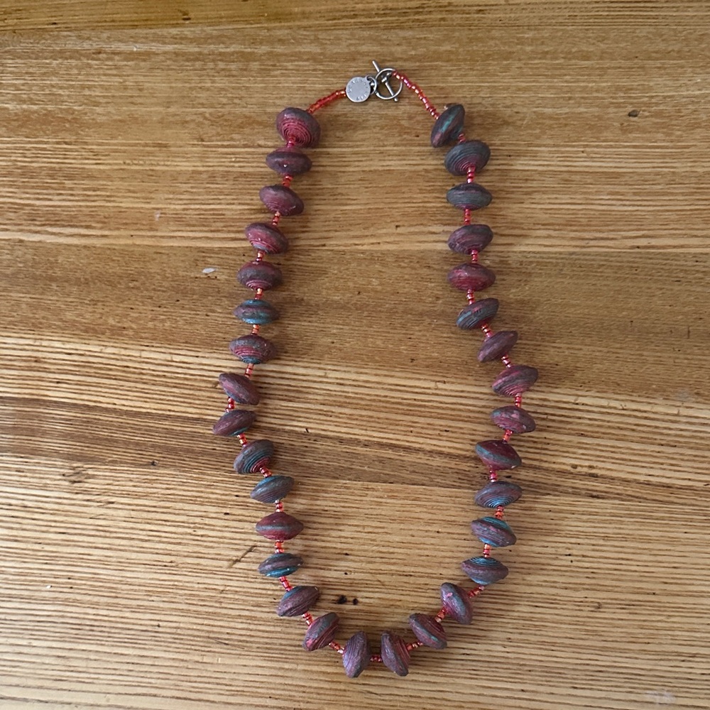Elegant Multicolor Beaded Necklace